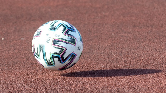 目尤为突出 目尤为突出